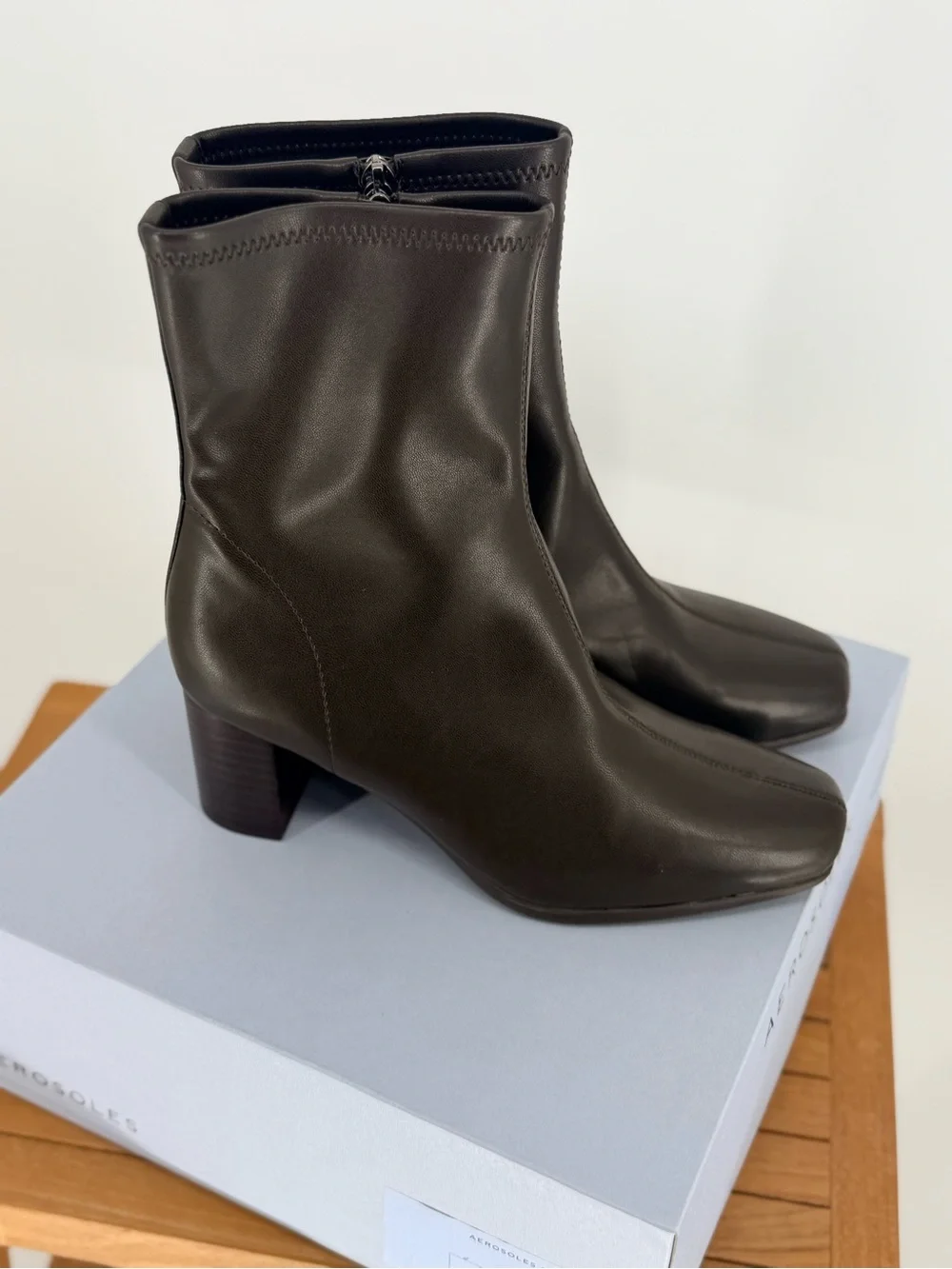 Aerosoles Women's Brown Square-Toe Ankle Boots MILEY STRETCH SIZE 8W
